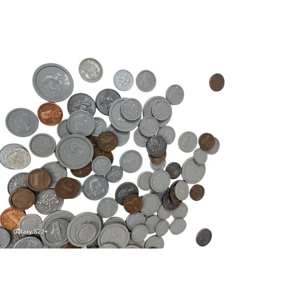 Assorted Play Money Coins Lot - Plastic & Metal Look Alike - Picture 6 of 16